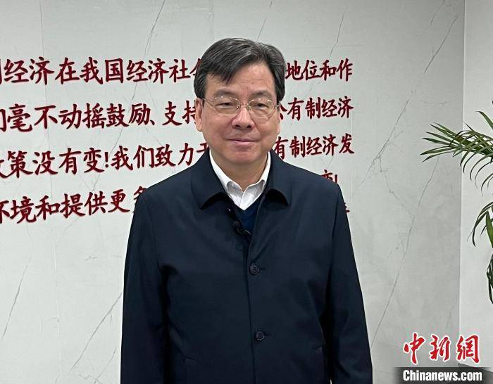 （两会声音）全国政协委员张健：聚力把上海、香港打造成国际金融中心