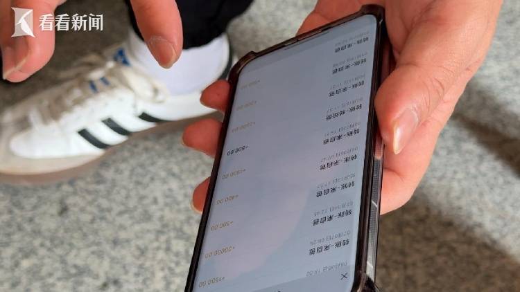 全家“吸血”！瘫痪哥哥在破旧老宅去世<strong></p>
<p>希望金融</strong>，弟弟冒领58万元工伤金买奔驰