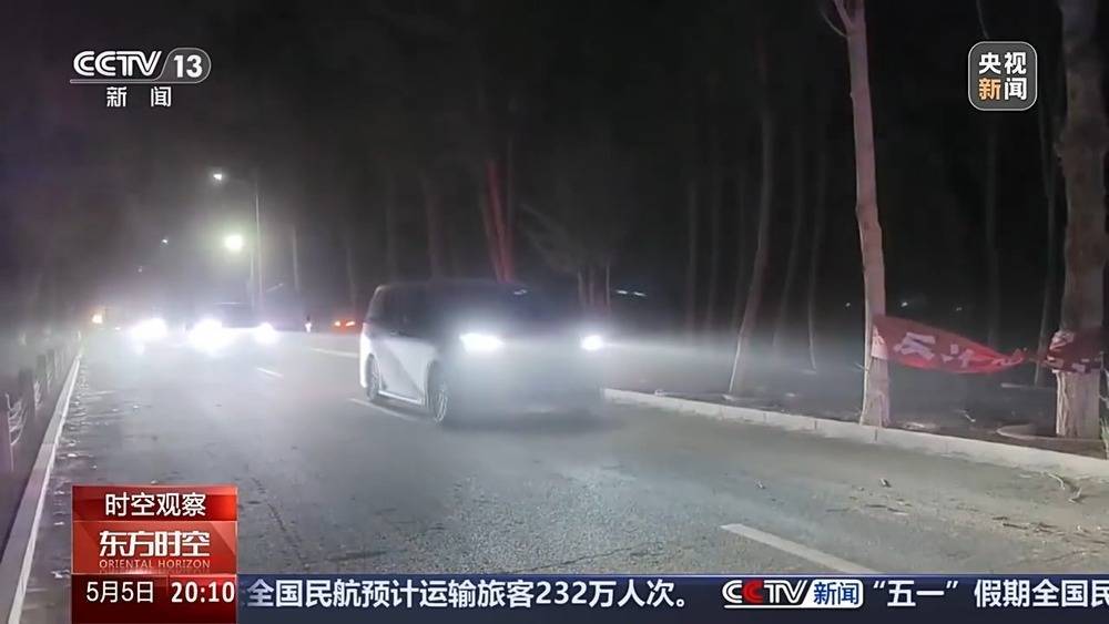 强沙尘暴压城近万名游客被困<strong></p>
<p>希望金融</strong>，敦煌如何用3小时跑赢12级狂风？