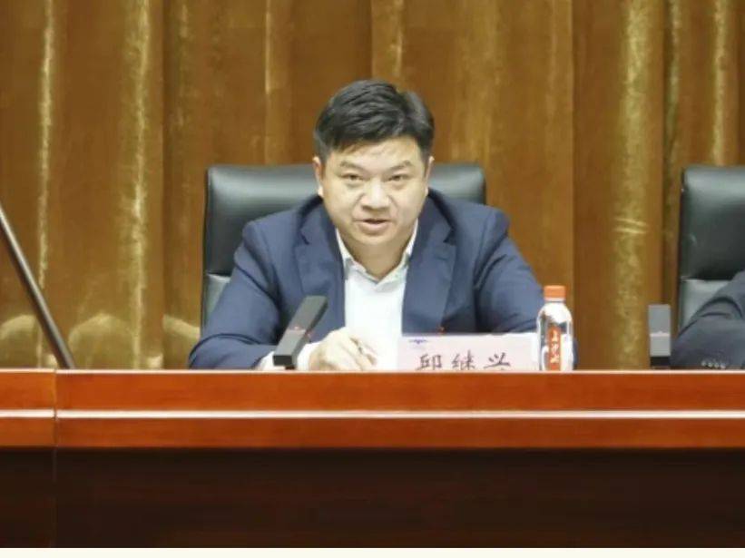 邱继兴职务信息被官网撤下<strong></p>
<p>国际金融理财师</strong>，曾任湖南机场集团董事长，涉性侵被刑拘