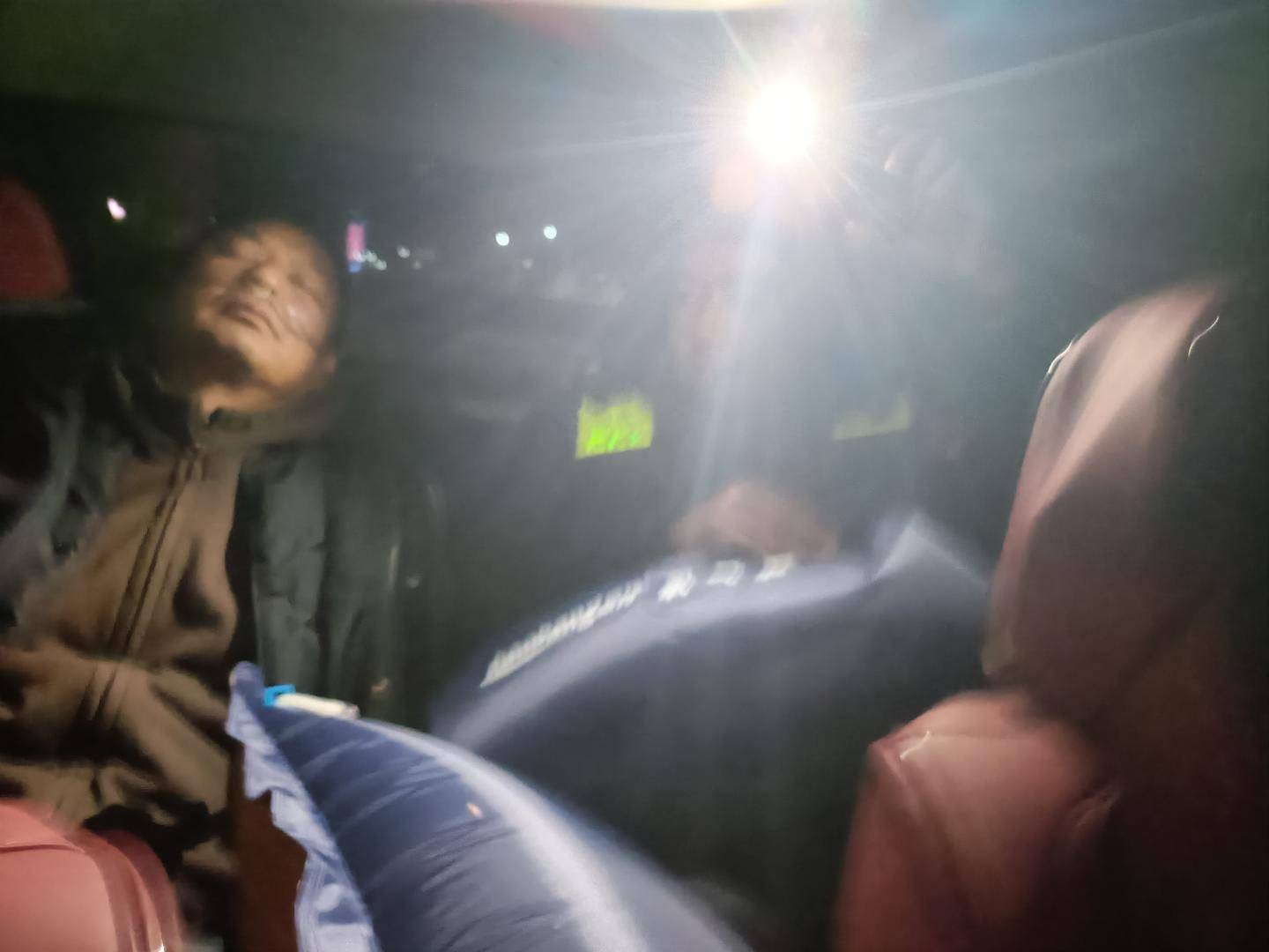“救救我！”货车司机第一次上青藏高原重度高反<strong></p>
<p>金融民工</strong>，高速路收费员发现异常紧急送医