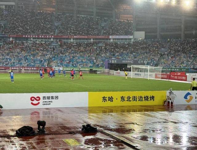 常州一烧烤店花10万赞助苏超<strong></p>
<p>物流金融</strong>，因系唯一个体赞助商爆火，附近商户：之前生意一直好
