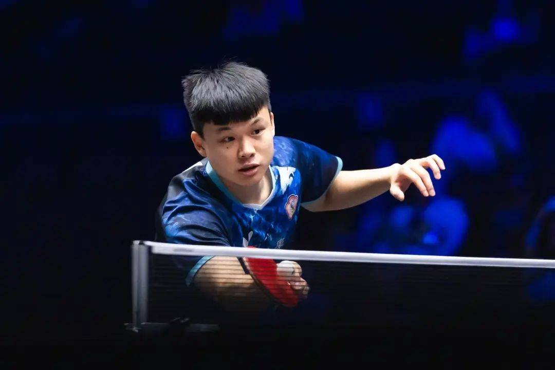 王曼昱将战朱雨玲<strong></p>
<p>东航金融</strong>，林诗栋、向鹏晋级16强 | WTT美国大满贯赛单打