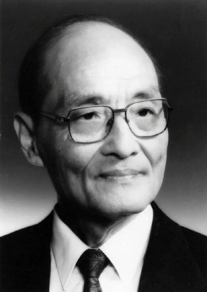 巨星陨落<strong></p>
<p>东航金融</strong>！于21时43分逝世