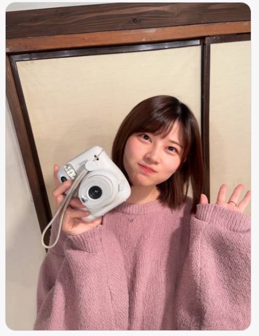 日本一白领女性的上班照意外走红<strong></p>
<p>学校</strong>，外国网友纷纷在评论区求婚