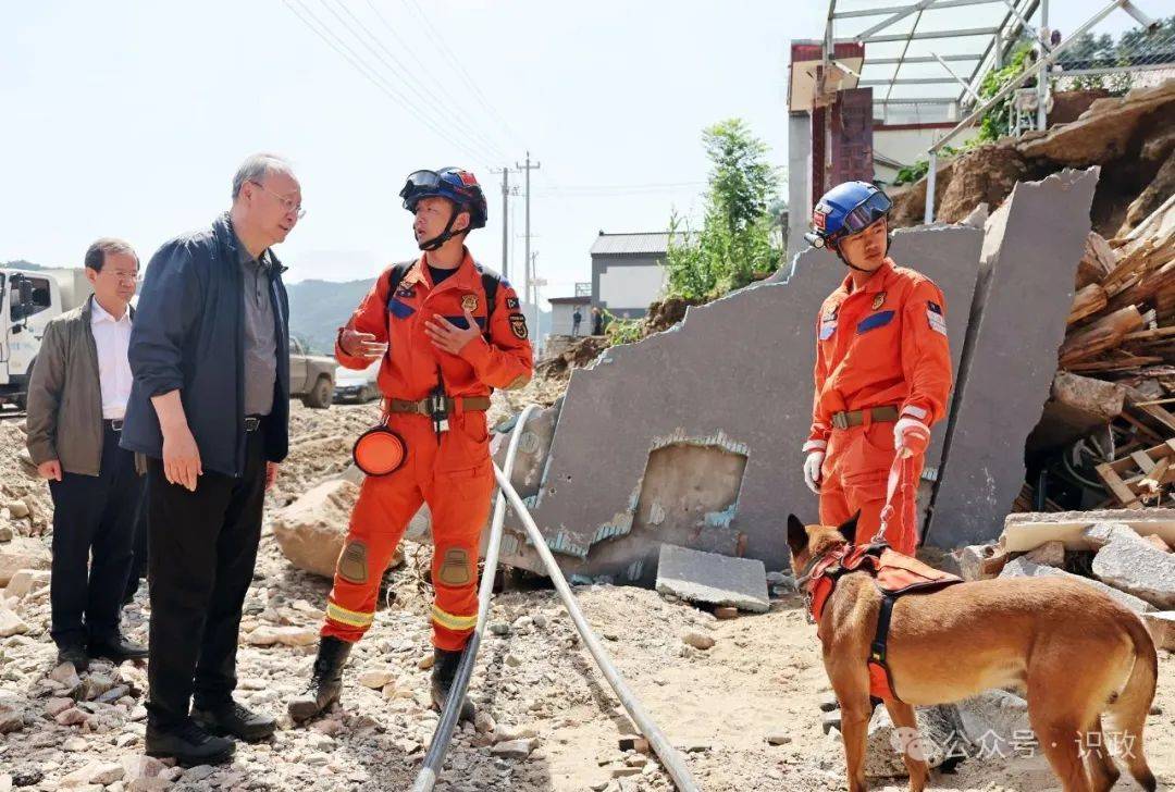 北京市委书记尹力、市长殷勇到怀柔区检查灾后恢复重建工作<strong></p>
<p>四川长虹股票</strong>，看望慰问尹春燕亲属、受灾群众和抢险救灾一线工作人员