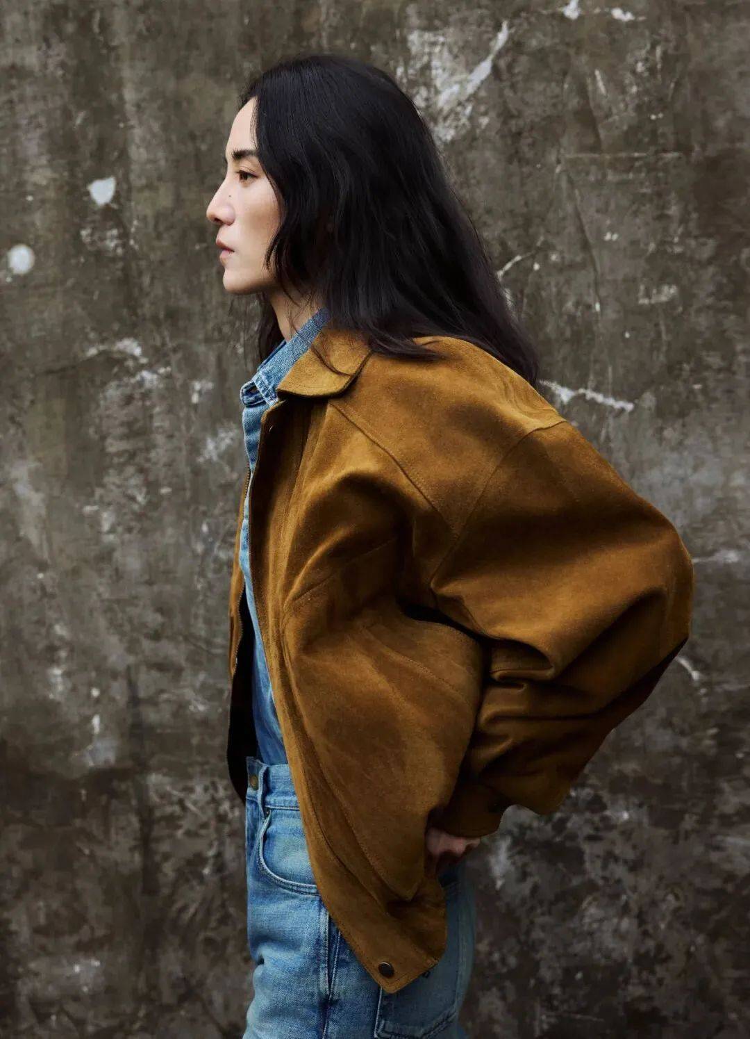 质感女人怎么都在穿这个颜色<strong></p>
<p>中兴通讯股票</strong>？