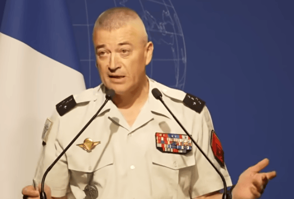法军总参谋长：面对中美俄<strong></p>
<p>永辉超市股票</strong>，欧洲要成“桌上菜”