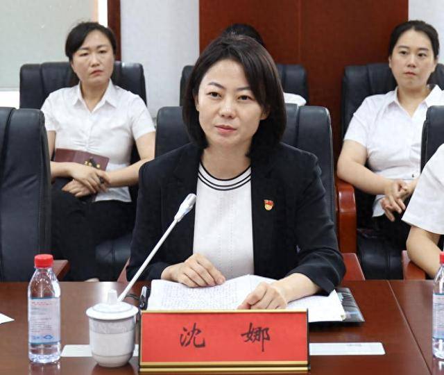 “80后”吉林市纪委书记沈娜、白山市副市长吴倩<strong></p>
<p>比亚迪股票</strong>，拟升正厅