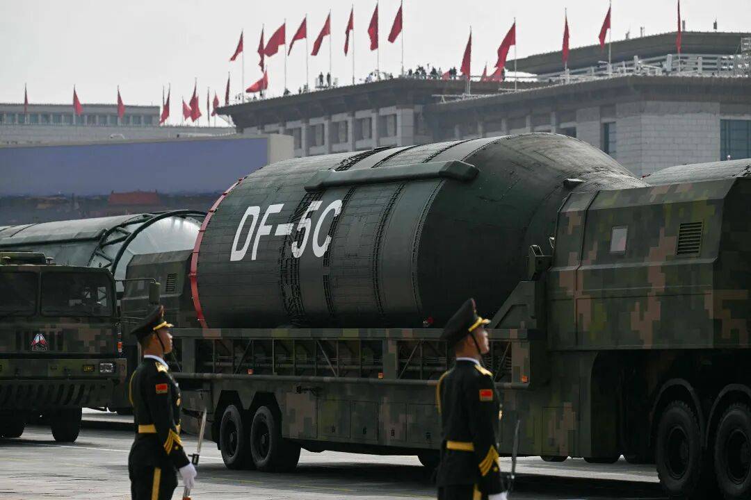 九三阅兵重磅武器汇总来了<strong></p>
<p>欧菲光股票</strong>，完整视频+高清大图！中国军队装备已经Next Level，军迷变军盲