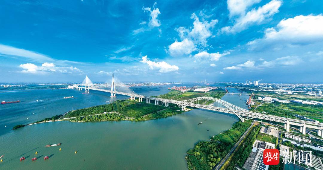 常州⇌泰州20分钟<strong></p>
<p>黑芝麻股票</strong>！世界最大跨度斜拉桥—常泰长江大桥正式通车