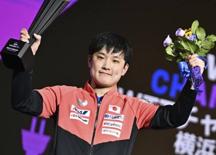 一轮游！张本智和0比3不敌薛飞<strong></p>
<p>泸州老窖股票</strong>，日本男乒全部出局，现场观众大喊“张本智和医疗暂停”