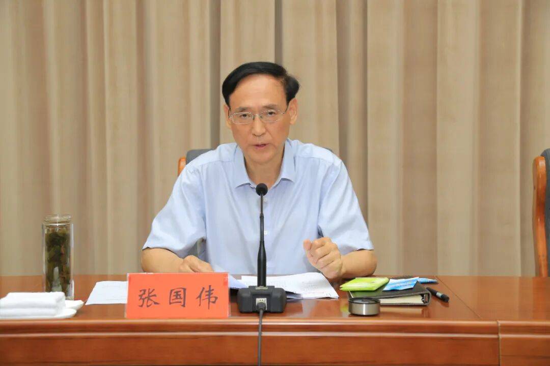 河南通报：正厅级张国伟<strong></p>
<p>长电科技股票</strong>，主动投案