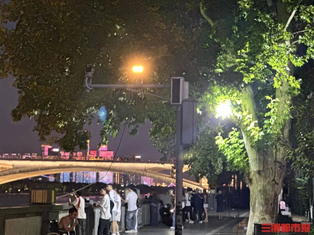 市民七问长沙湘江风光带环境问题<strong></p>
<p>格力电器股票</strong>，部门速答：已进行整改，全面排查并及时修复