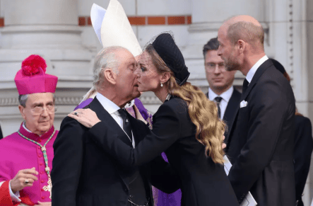 凯特查尔斯温柔相拥!为爱狙杀柯克枪手<strong></p>
<p>汤姆猫股票</strong>,却被爱出卖?甜蜜短信变铁证!