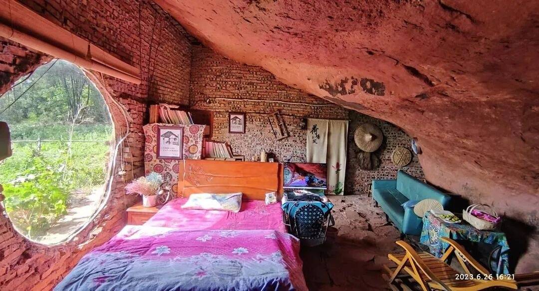 35岁男子欠债35万崖下洞居5年<strong></p>
<p>科大讯飞股票</strong>,水电气三通,月花数百,负责人称无规定明确禁止此行为