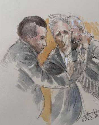 企图刺杀特朗普的枪手将面临终身监禁<strong></p>
<p>苹果股票</strong>,当庭试图自杀 特朗普回应