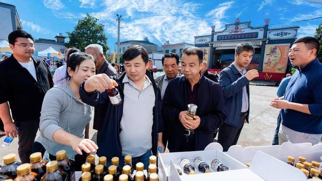 庆农业丰收 享美好生活 2025西安高新区农民丰收节喜庆开幕