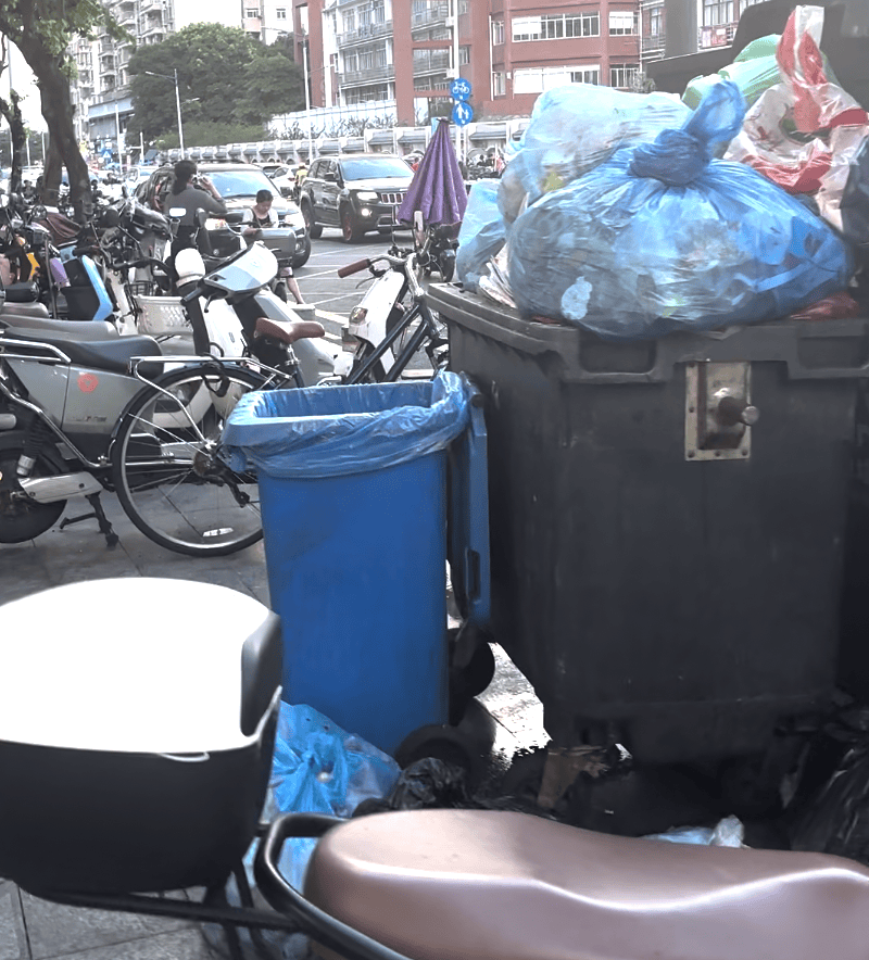 深圳一医院门口被指“举步维艰”<strong></p>
<p>常山北明股票</strong>！整治后记者实探:仍很堵