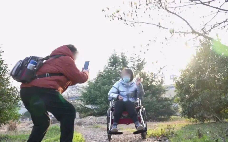 28岁妻子突发罕见病全身瘫痪<strong></p>
<p>中国石油股票</strong>,丈夫哄骗卖婚房携款失踪,检方强势介入