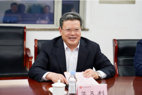 广东省长王伟中赴任内蒙古<strong></p>
<p>中国石油股票</strong>,中央委员孟凡利任广东省政府党组书记