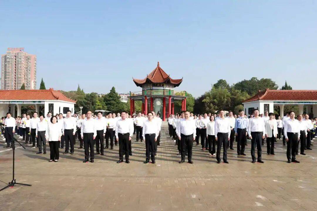 泗县举行2025年烈士纪念日公祭活动