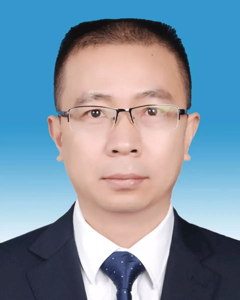 官方通报:作为“一把手”<strong></p>
<p>中国石油股票</strong>,他安排单位买500斤散装白酒存于办公楼,用于日常接待