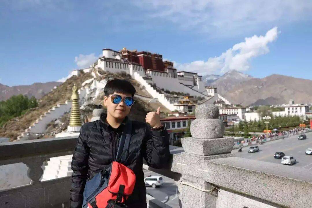 纸质火车票退场<strong></p>
<p>中国石油股票</strong>，每道折痕里都藏着远方、爱情与山河记忆