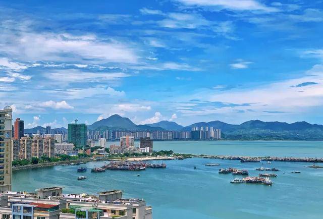 这个经济大省<strong></p>
<p>中国石油股票</strong>，为何多地镇街撤并？