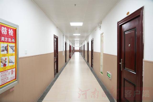 从8人间到夫妻房<strong></p>
<p>百度股票</strong>,郑州富士康员工幸福安居“进行时”