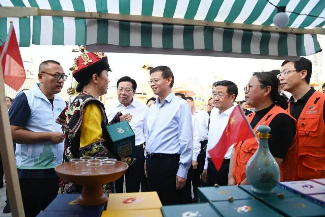 履新辽宁省委书记<strong></p>
<p>百度股票</strong>，许昆林首次检查调度