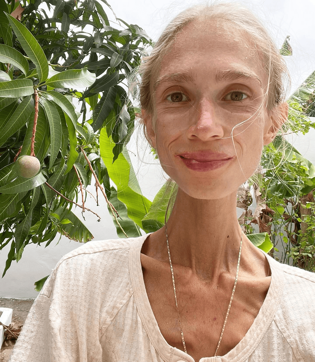 坚持只吃水果8年<strong></p>
<p>京东方a股票</strong>，27岁波兰女子巴厘岛酒店去世：体重仅22公斤，指甲变黄牙齿腐烂