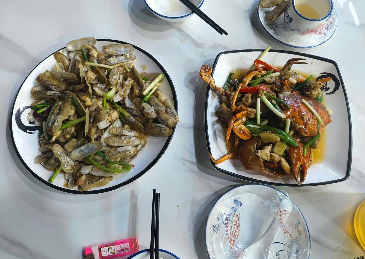 惠州一餐厅两个菜收661元<strong></p>
<p>中国银行股票</strong>，顾客投诉后称已获退款400元，官方回应