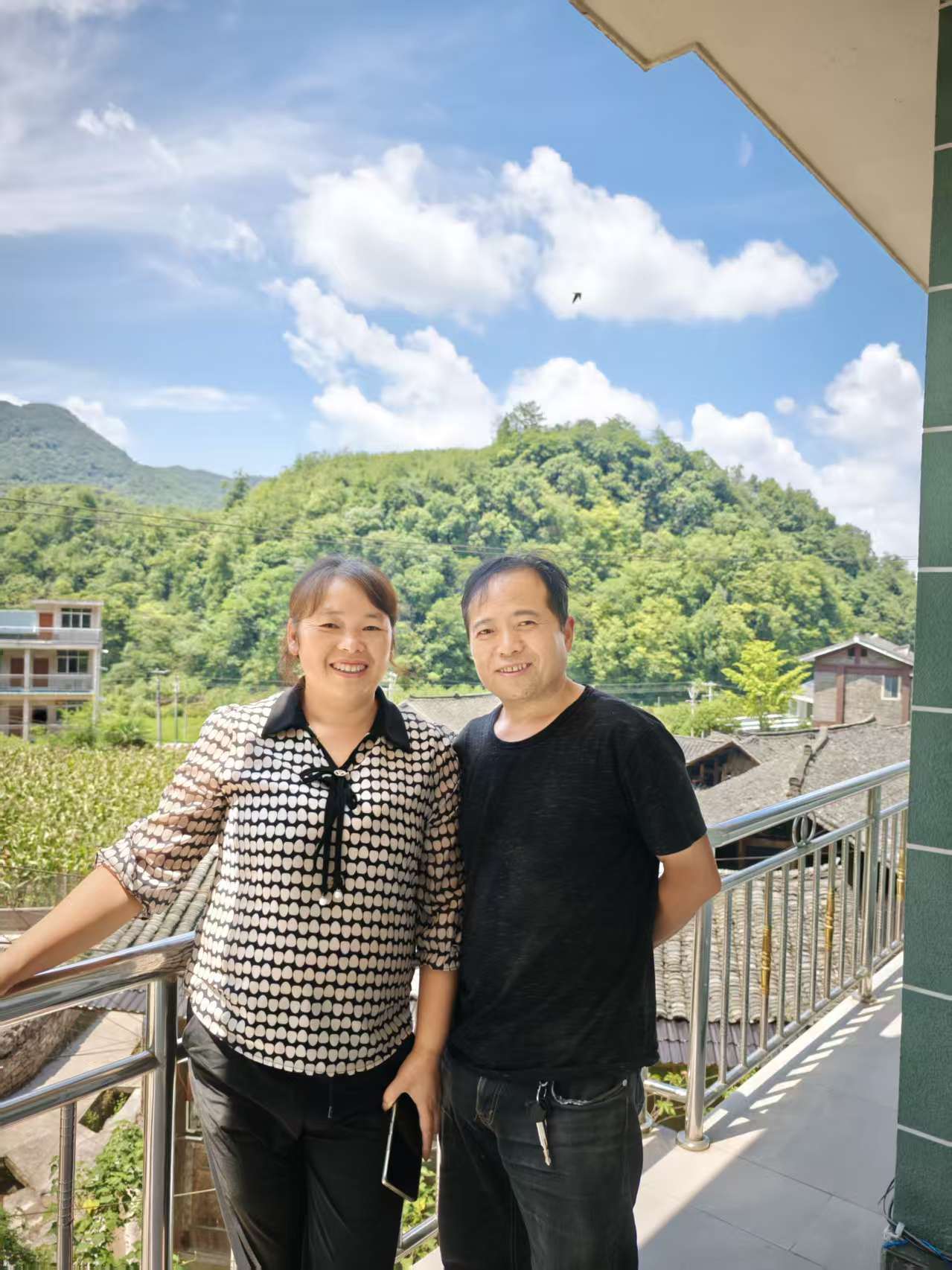 那个让老师骄傲的“调皮”班级！30年同学聚会<strong></p>
<p>以岭药业股票</strong>，还伴有一封来自贵州的感谢信