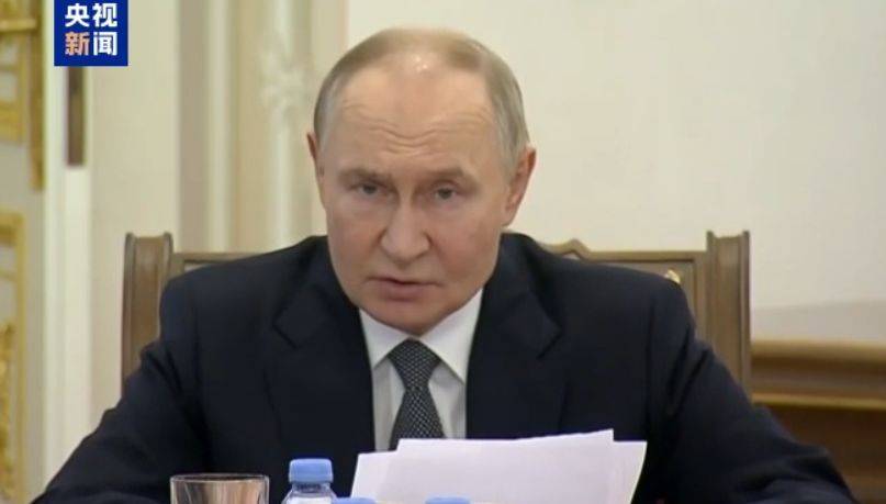 普京:乌军持续后撤<strong></p>
<p>以岭药业股票</strong>,战略主动权在俄军手中!必须确保所有目标无条件实现!格拉西莫夫:俄在所有方向实施进攻