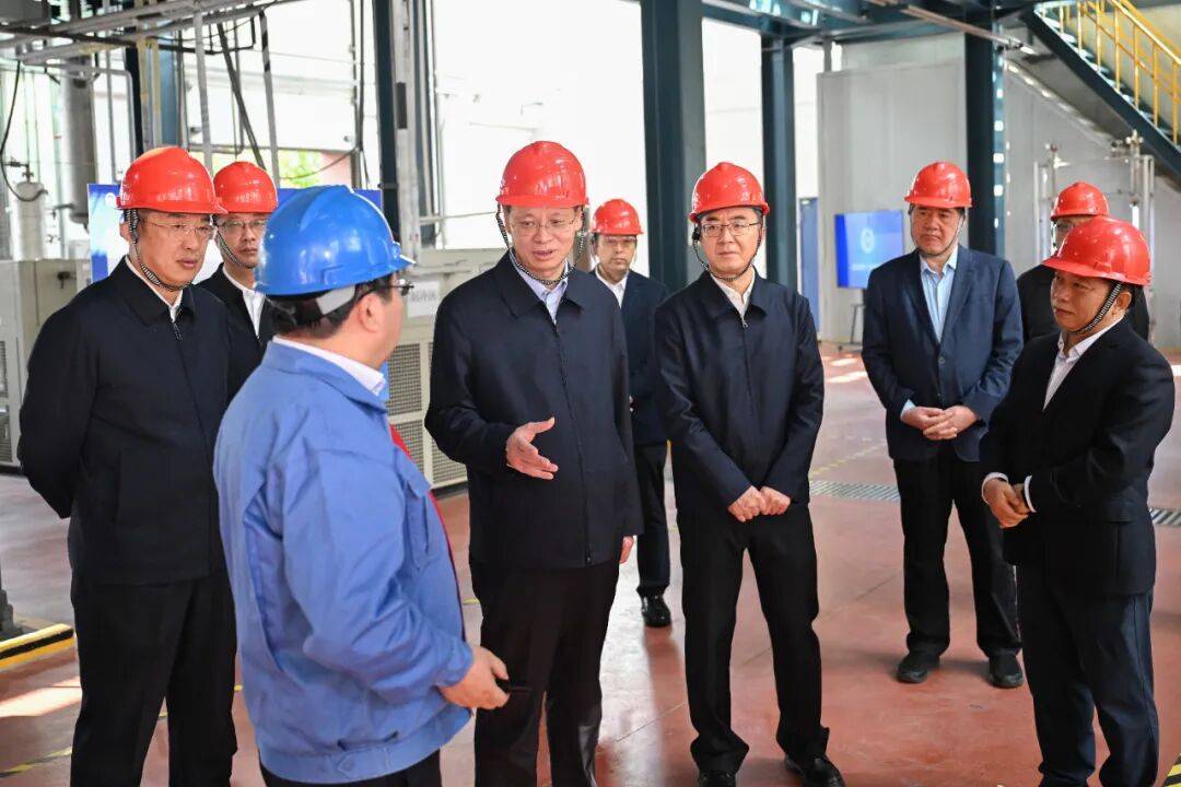 新任辽宁省委书记许昆林<strong></p>
<p>360股票</strong>，到大连调研