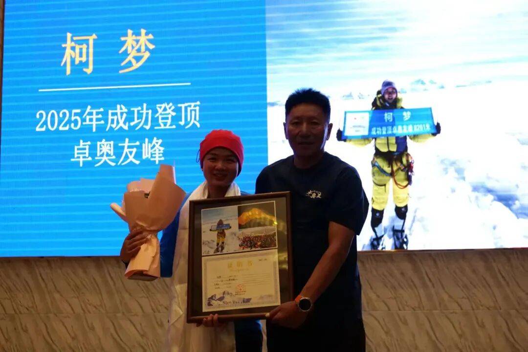 早安·黄石 | 高温黄色省级预警 / 黄石楼市最新数据公布 / <strong></p>
<p>360股票</strong>我市假期发送旅客逾408万人次