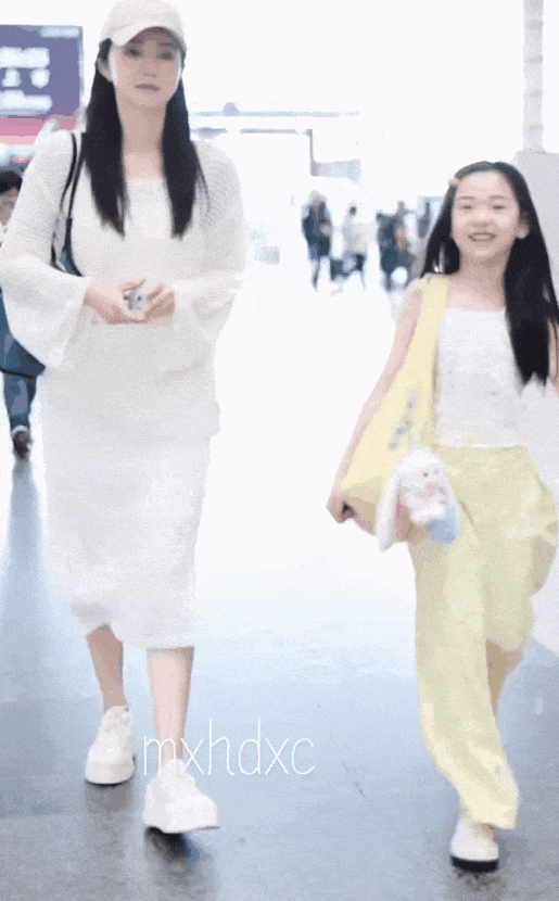 9岁小酒窝<strong></p>
<p>360股票</strong>，大大方方成顶流