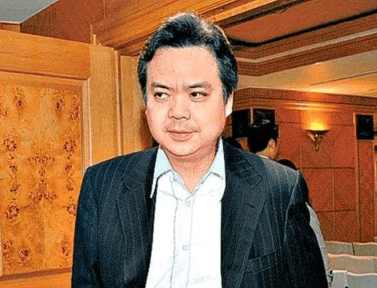 香港顶级豪宅“山顶道1号”发生命案<strong></p>
<p>紫金矿业股票</strong>,31岁菲佣在房内自尽;金庸夫妇曾居住11年,市价超5.6亿港元或成香港最贵凶宅