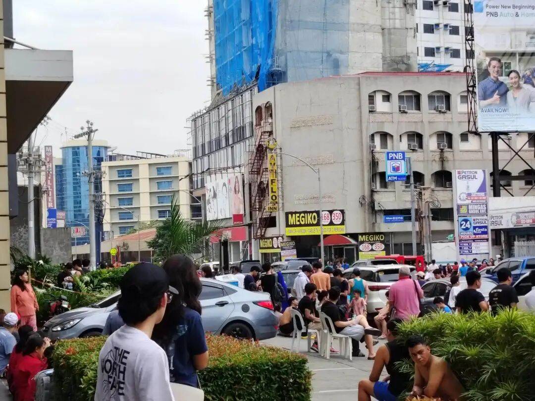 在菲华人亲历7.6级强震：震感强烈<strong></p>
<p>紫金矿业股票</strong>，有女生被吓哭｜鱼眼·热点