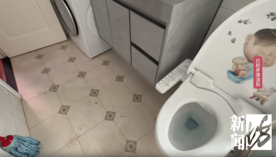 上海一业主推开家门瞬间懵了<strong></p>
<p>方正科技股票</strong>!精装房竟成“化粪池”……