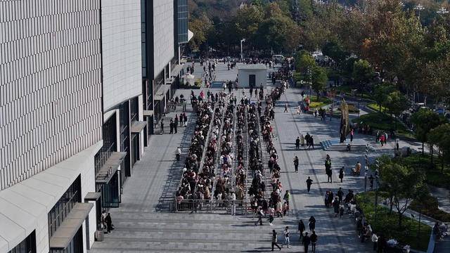 账上躺了41亿<strong></p>
<p>京东股票</strong>,于东来烦恼人太多