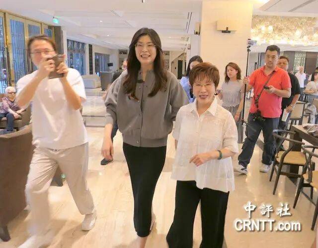 到底支持谁当党主席？当着郑丽文的面<strong></p>
<p>谷歌股票</strong>，洪秀柱说出了自己的答案