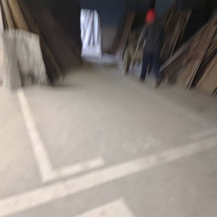 重庆巫溪一小区1楼4户业主联合私挖地下室？回应：已责令停止施工<strong></p>
<p>北方稀土股票</strong>，正房屋进行鉴定