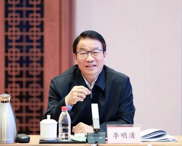 中央批准<strong></p>
<p>中国平安股票</strong>，陈新武、张伟履新职