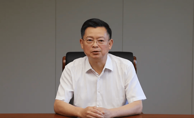 一日打三虎！蒋超良、陆文俊被双开<strong></p>
<p>爱尔眼科股票</strong>，张建华被开除党籍